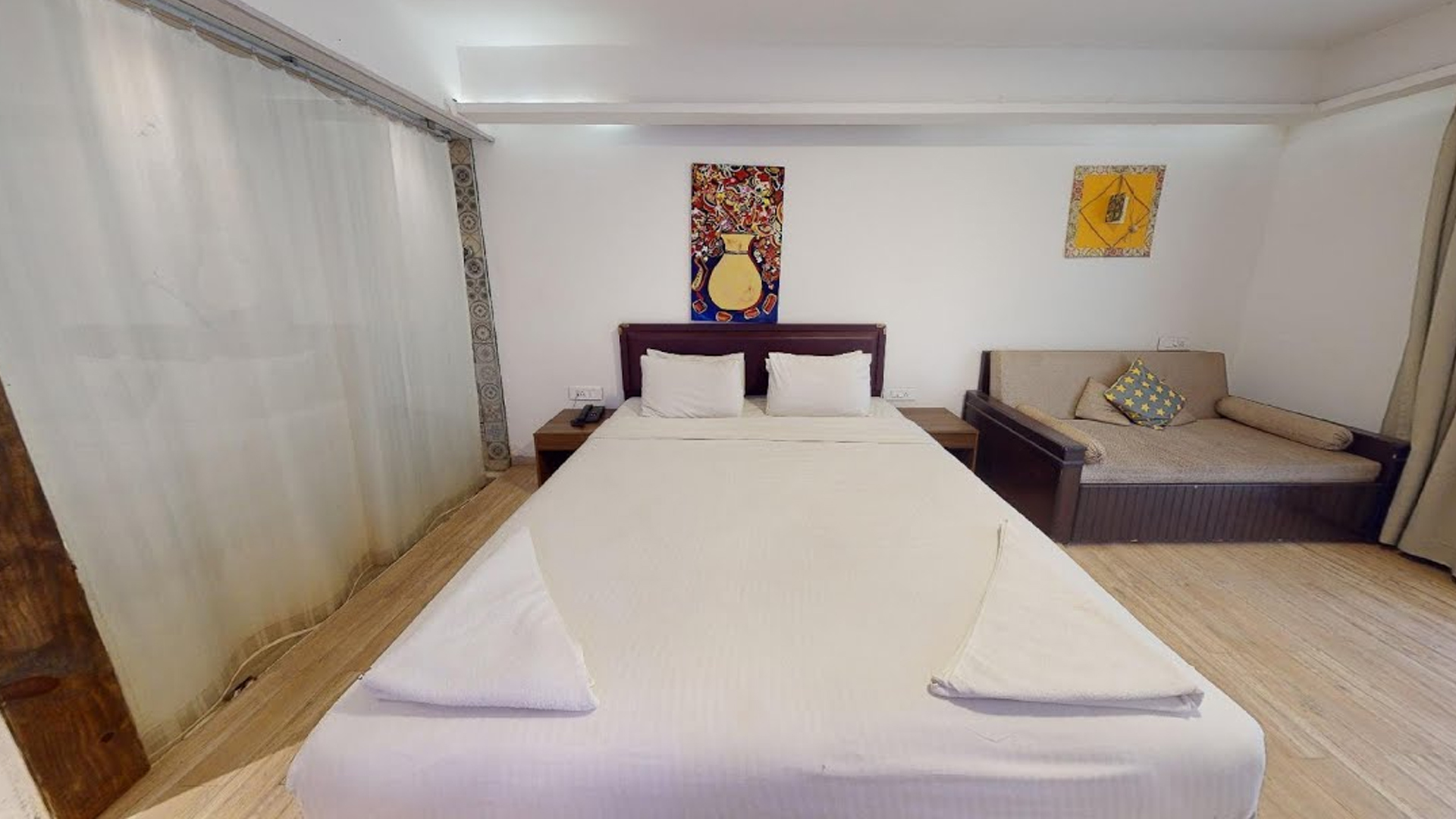 Deluxe AC Room Rishikesh